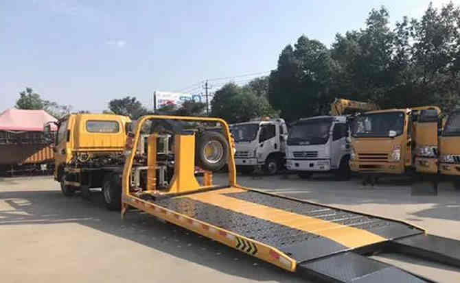 桦南汽车中途维修案例